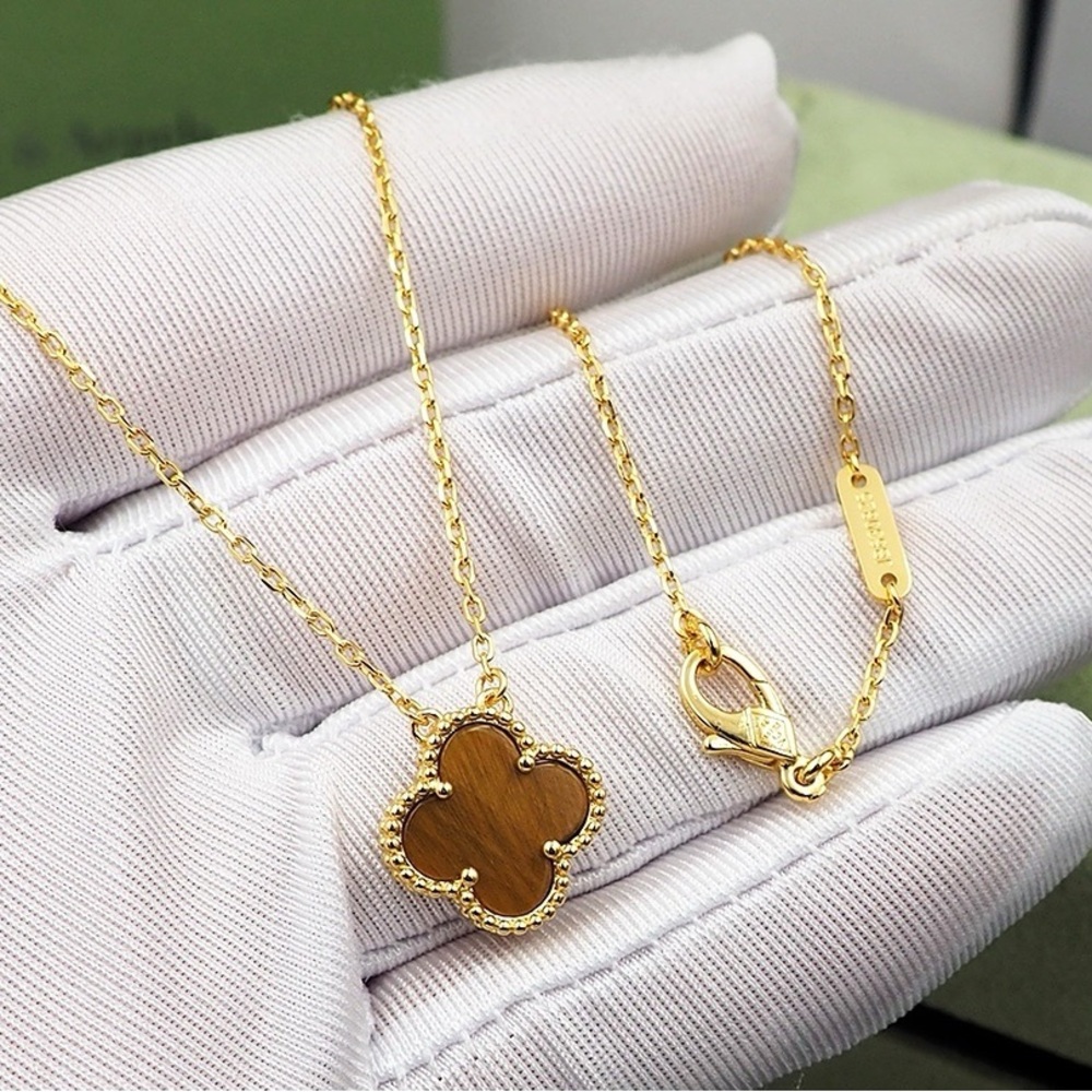 💎New Gold Plated Alhambra Clover Van Necklace